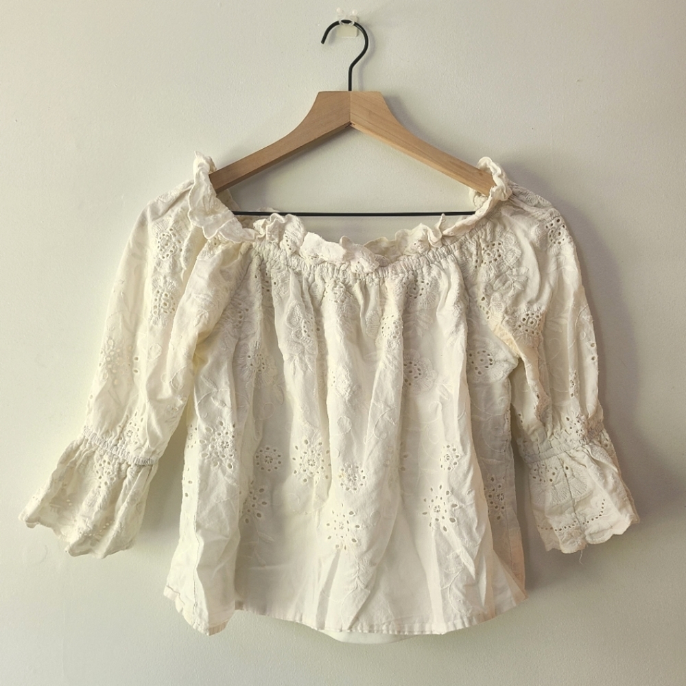 Ecru Lab Eyelet Ruffle Top Small